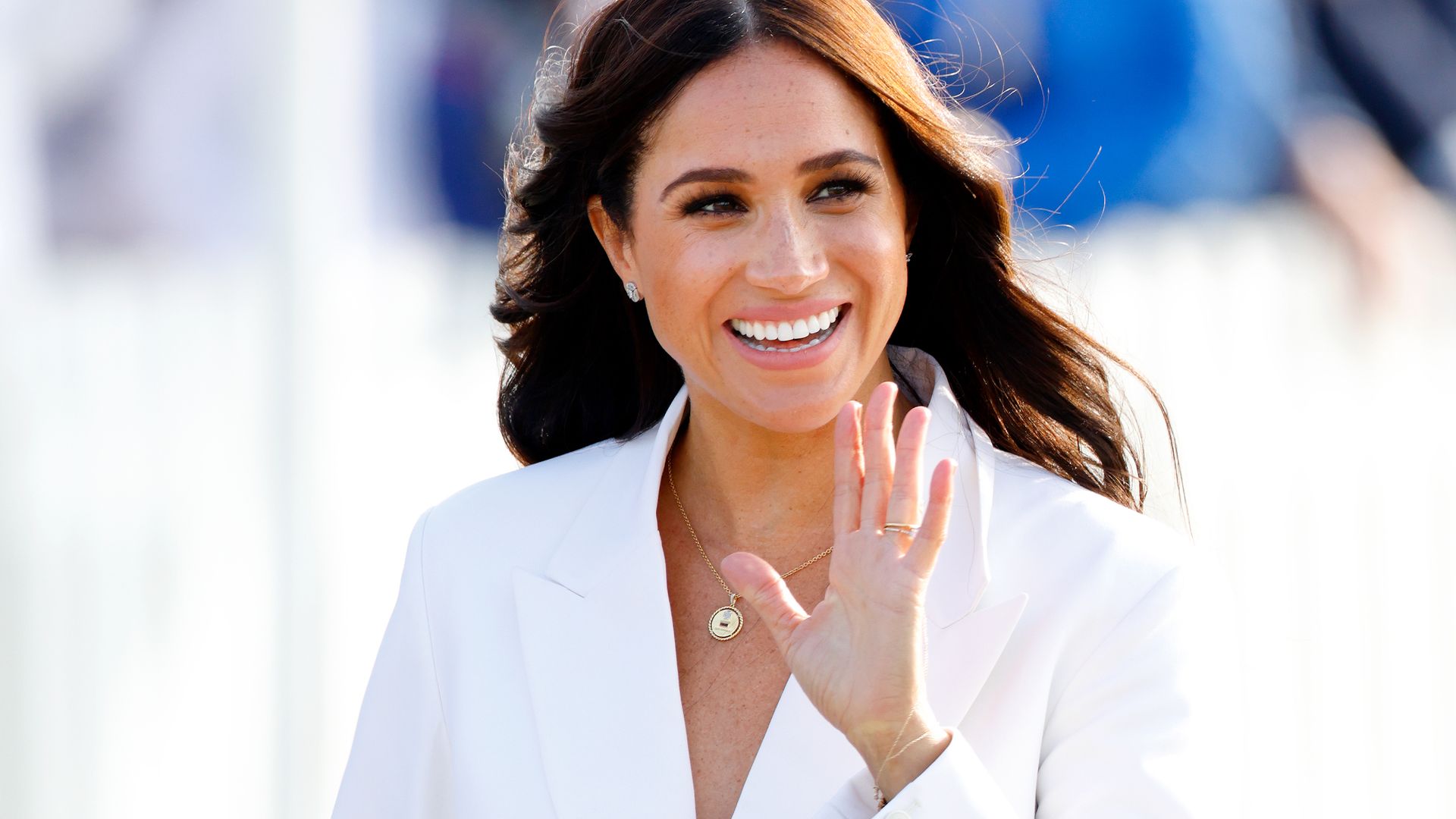 Obsessed with Meghan Markle’s stunning gold friendship bracelet? It's 40% off right now