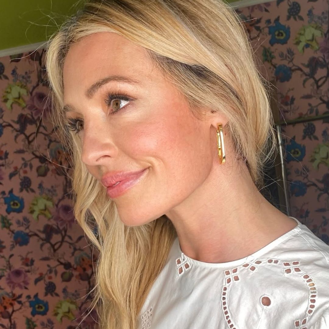 Cat Deeley's sheer top is the perfect summer tee if you hate showing off your arms