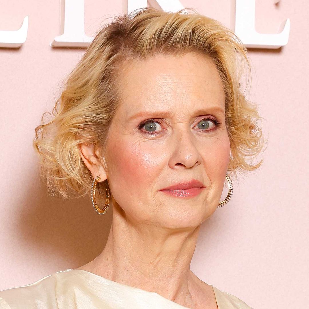 Cynthia Nixon's secret weapon for covering gray hair is genius